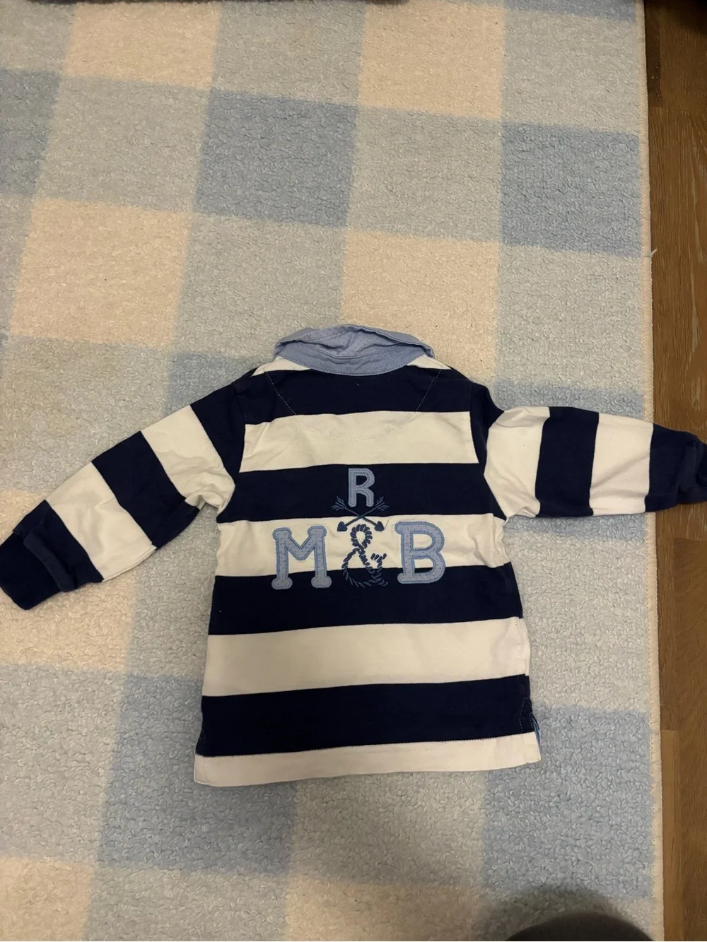 Bundle of six high end baby boy clothes 6m-12/18 m